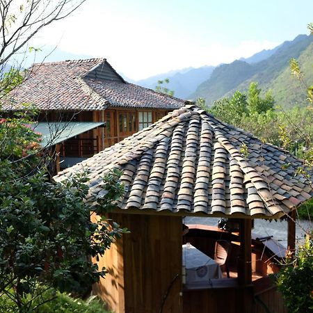 Tom'S Du Gia Homestay Lang Cac Luaran gambar