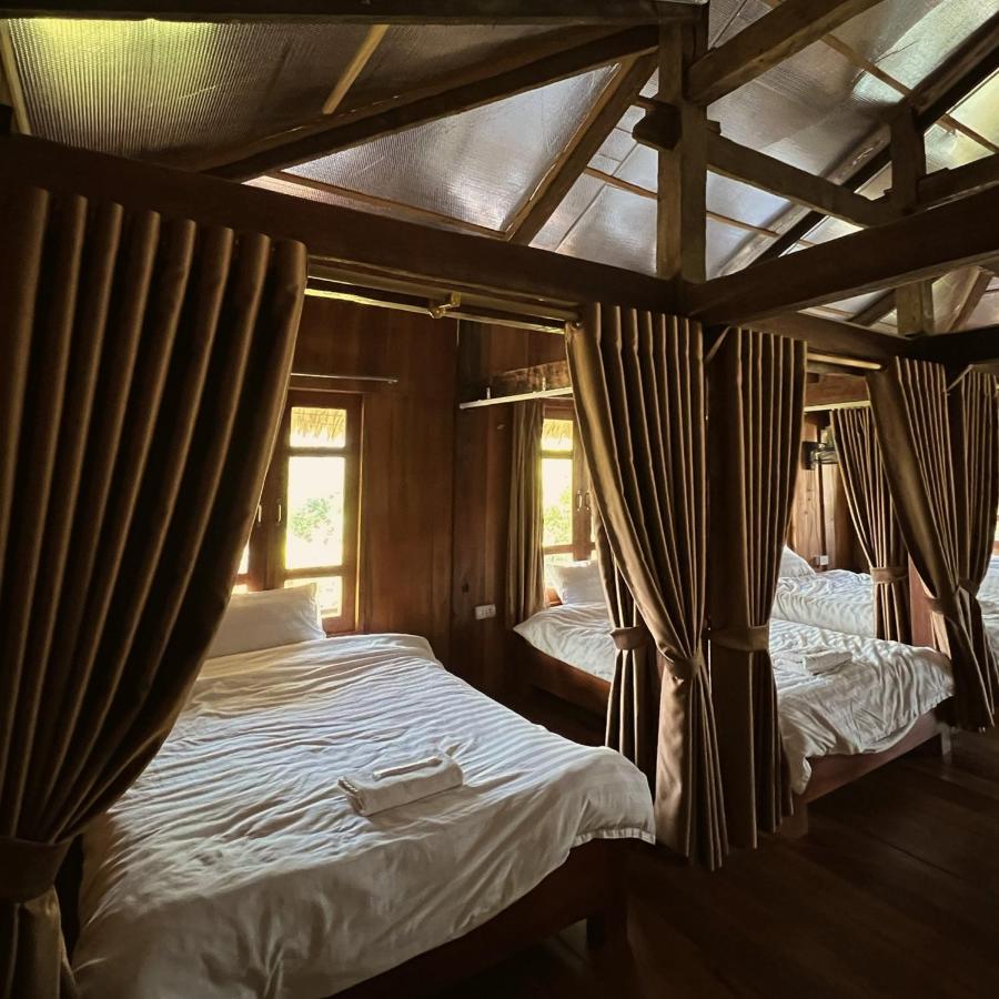Tom'S Du Gia Homestay Lang Cac Luaran gambar