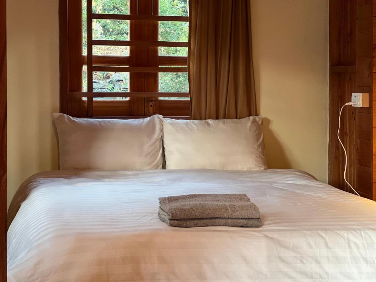 Tom'S Du Gia Homestay Lang Cac Luaran gambar