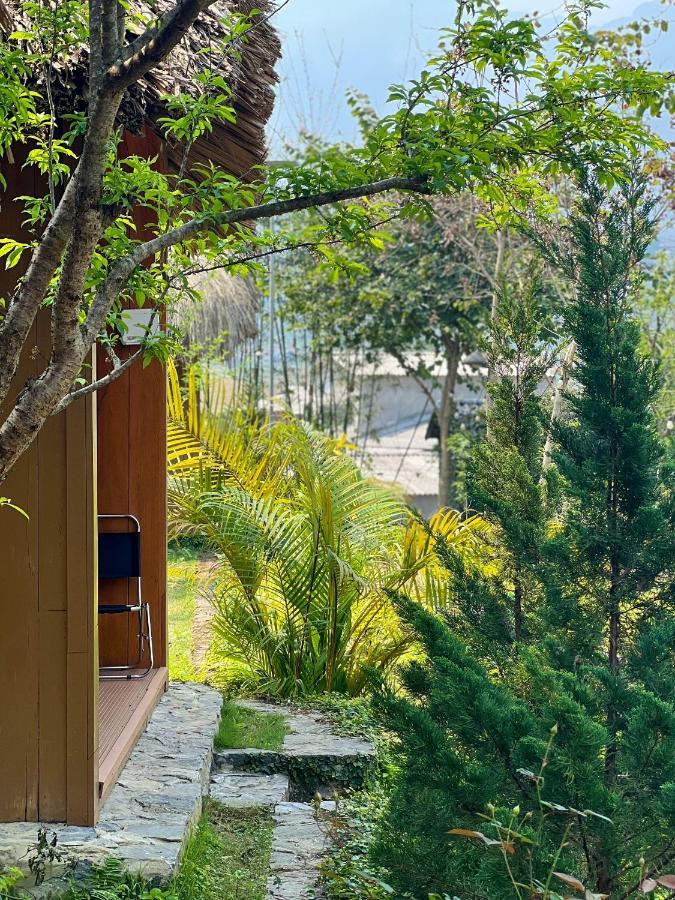 Tom'S Du Gia Homestay Lang Cac Luaran gambar