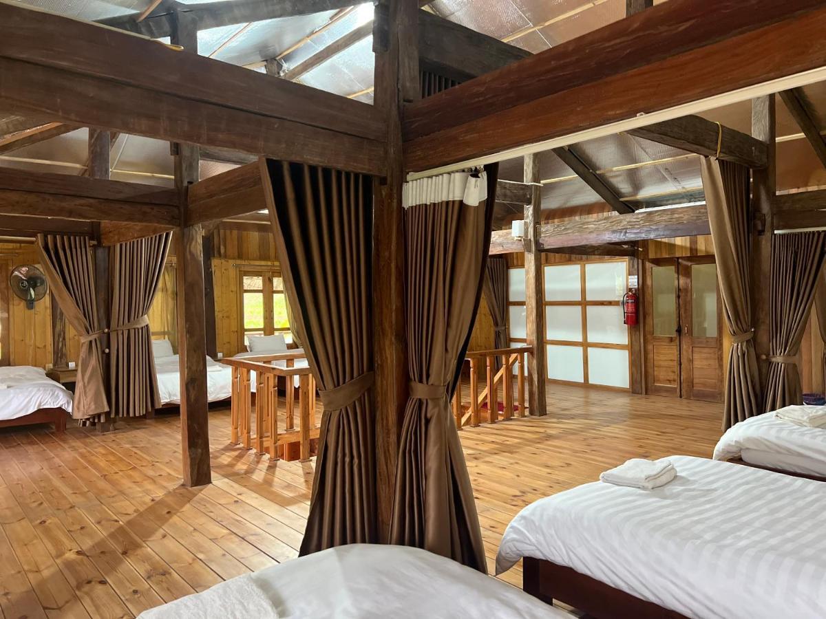 Tom'S Du Gia Homestay Lang Cac Luaran gambar