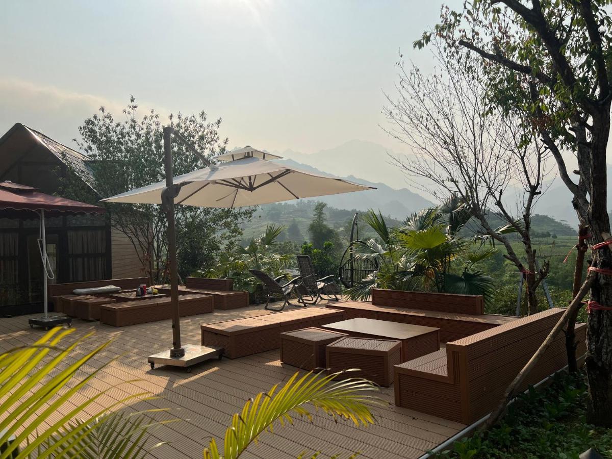 Tom'S Du Gia Homestay Lang Cac Luaran gambar