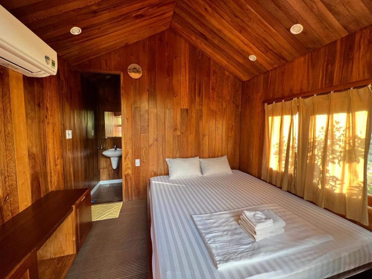 Tom'S Du Gia Homestay Lang Cac Luaran gambar