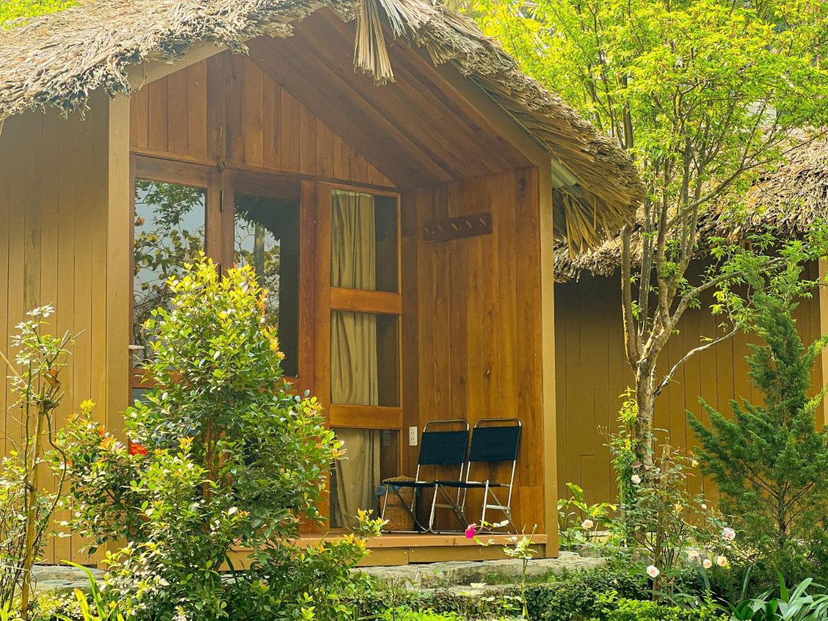 Tom'S Du Gia Homestay Lang Cac Luaran gambar