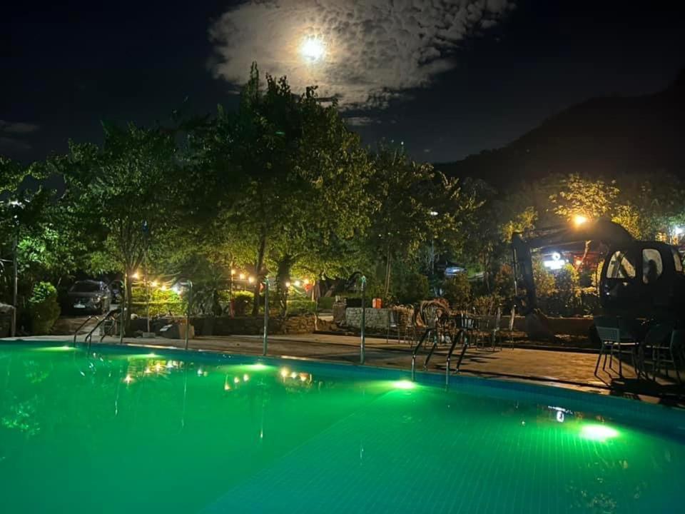 Tom'S Du Gia Homestay Lang Cac Luaran gambar