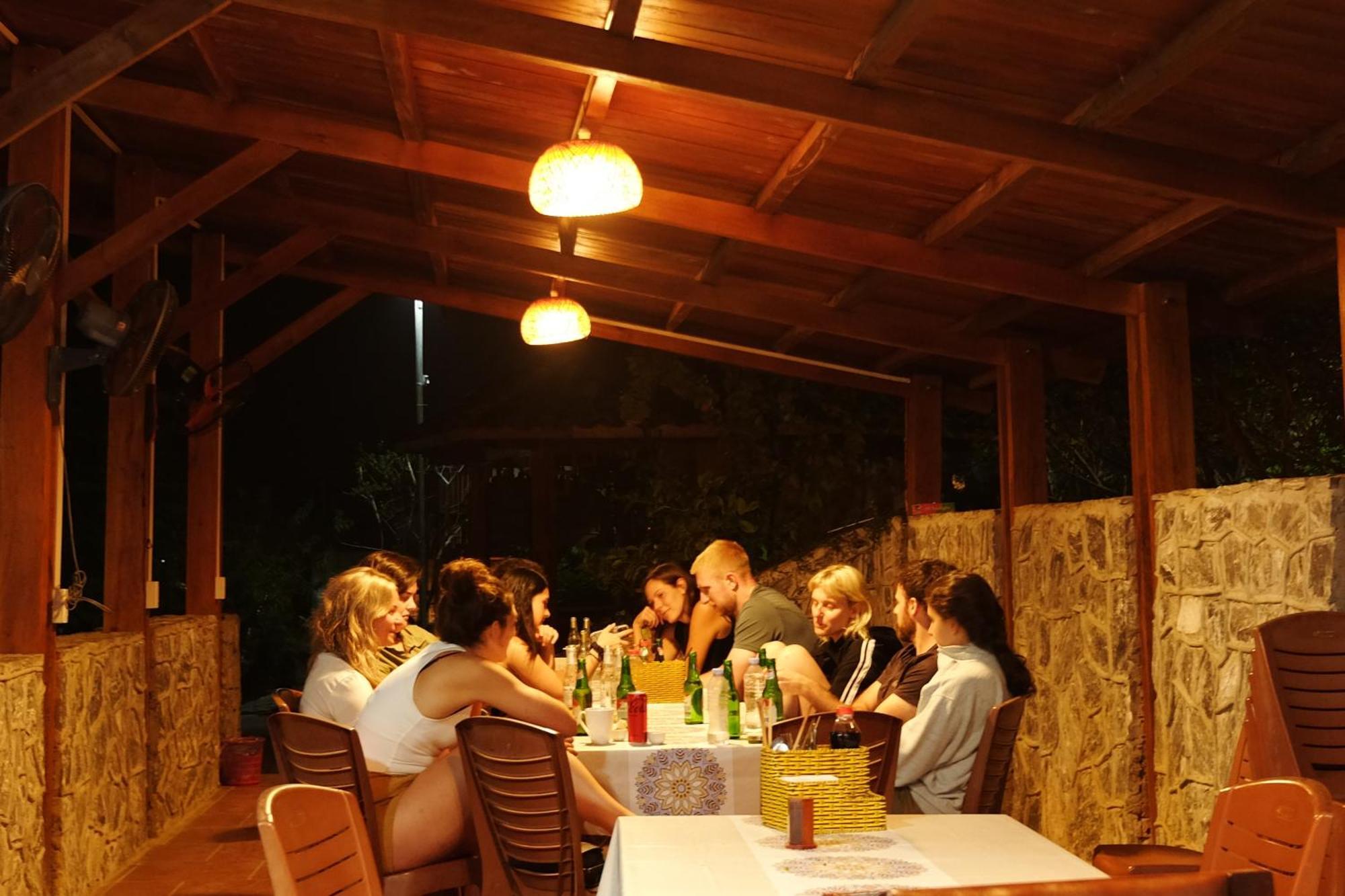 Tom'S Du Gia Homestay Lang Cac Luaran gambar