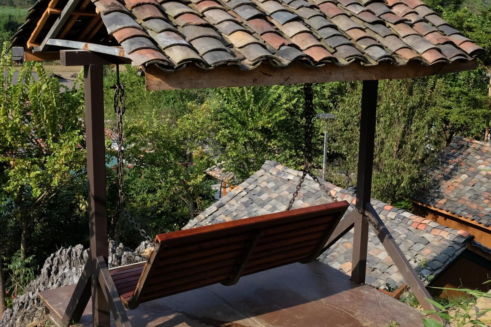 Tom'S Du Gia Homestay Lang Cac Luaran gambar